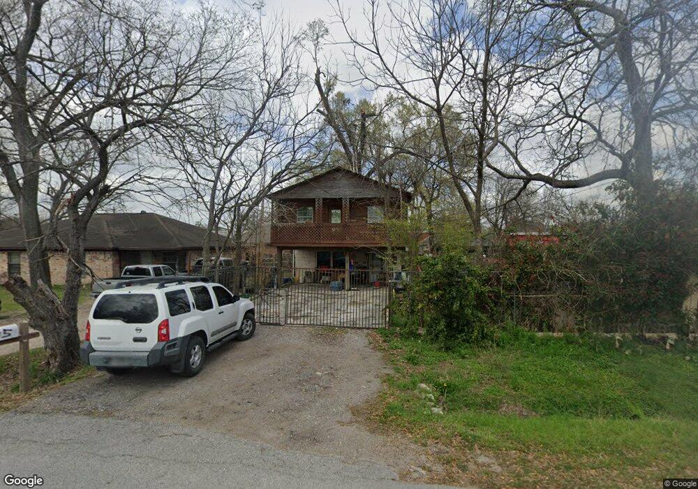 35 Meadow Lea Dr, Houston, TX 77022 - photo 1