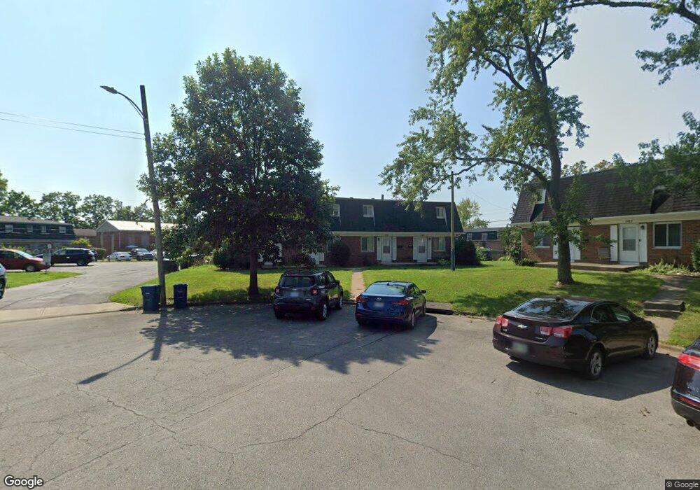 1160 Arnelle Ct, Columbus, OH 43228 - photo 1