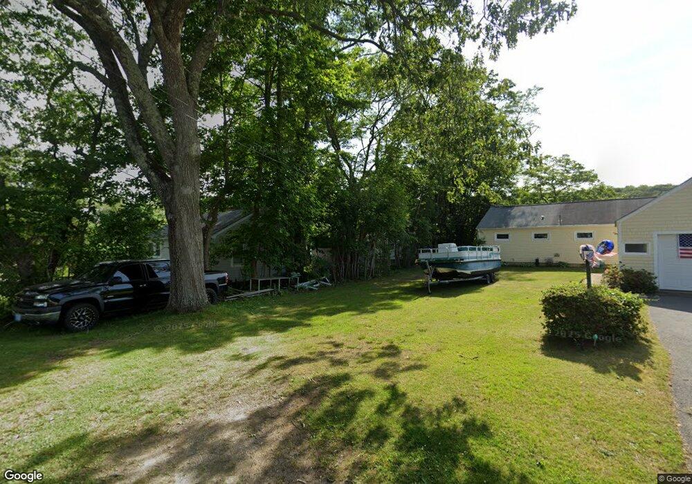 51 Shore Dr, Narragansett, RI 02882 - photo 1