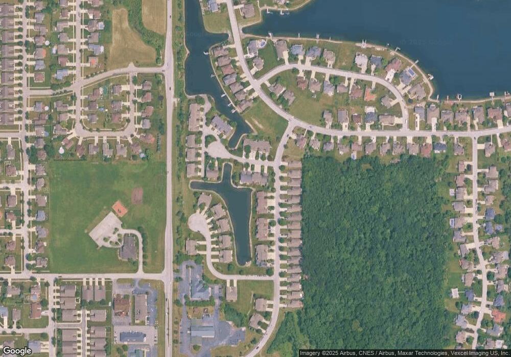 8125 Tuckaway Ct, Crown Point, IN 46307 - photo 1