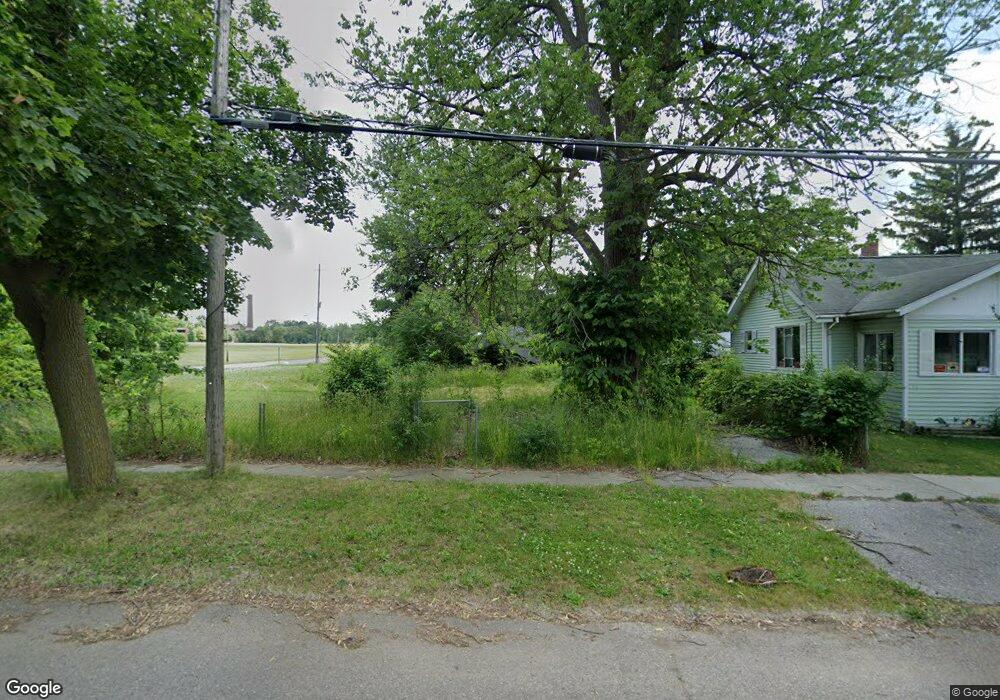 1826 Utah Ave, Flint, MI 48506 - photo 1