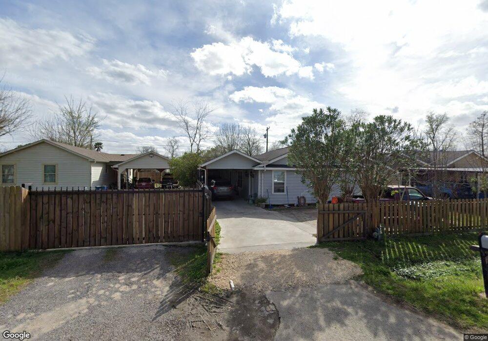 2302 Warwick Rd, Houston, TX 77093 - photo 1