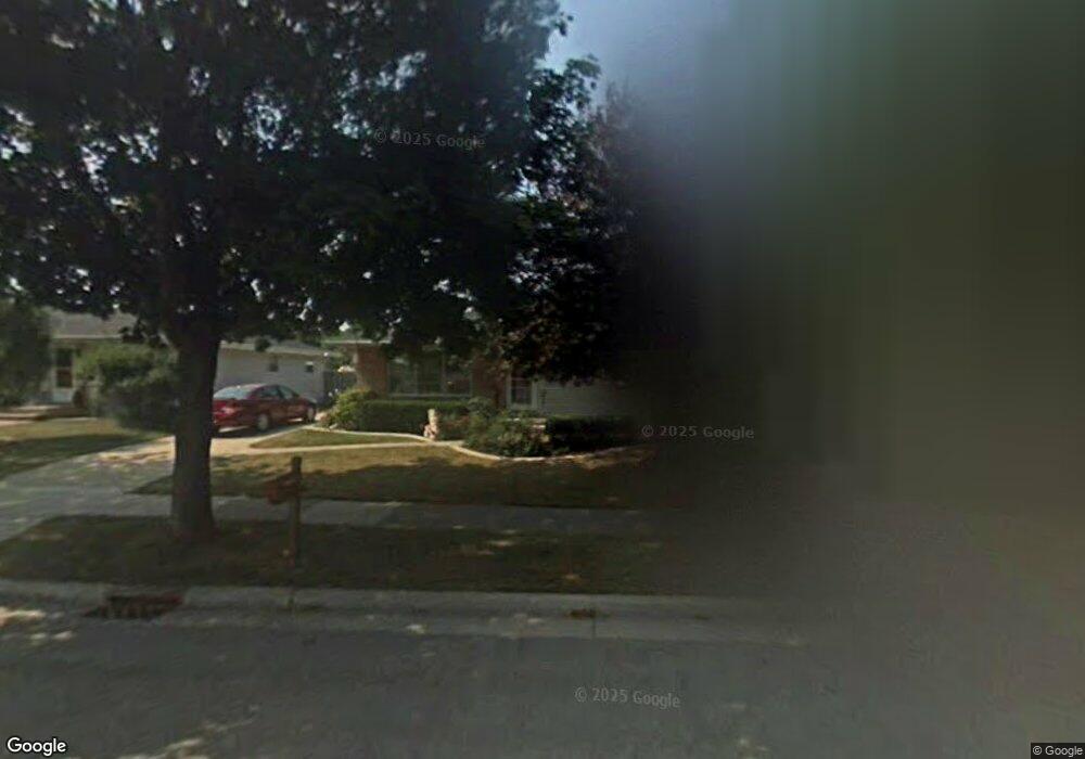 516 Jeffrey St, Combined Locks, WI 54113 - photo 1