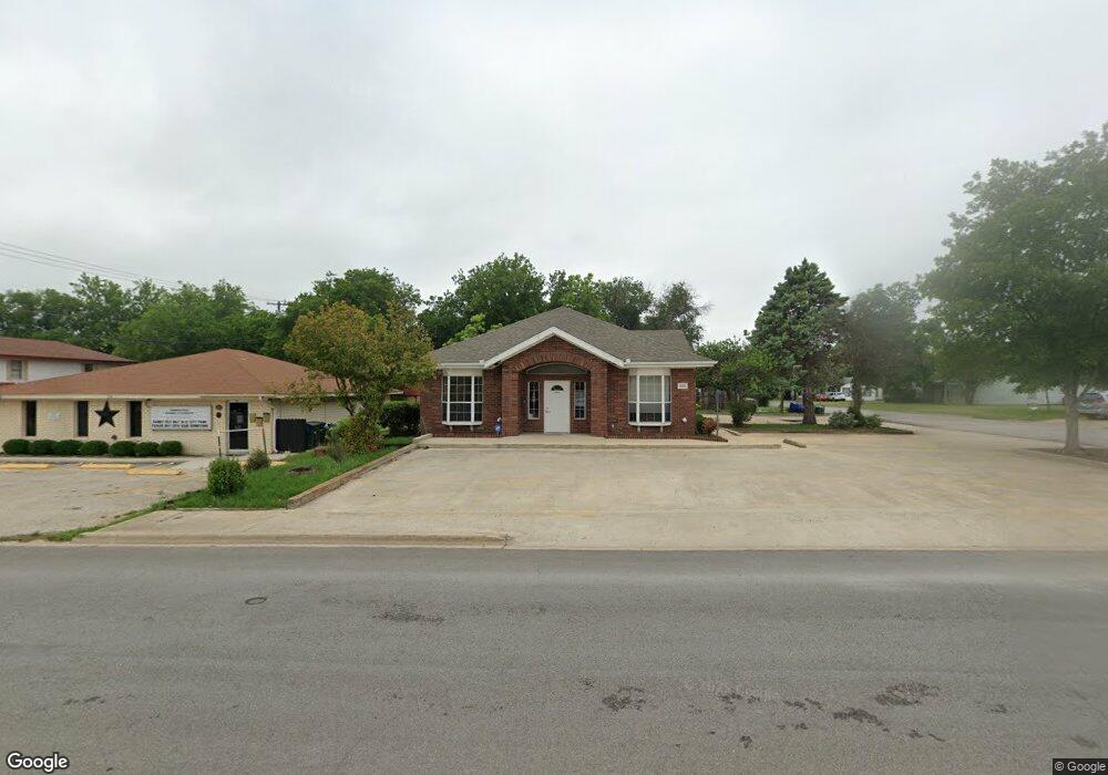 202 E Robertson Ave, Copperas Cove, TX 76522 - photo 1