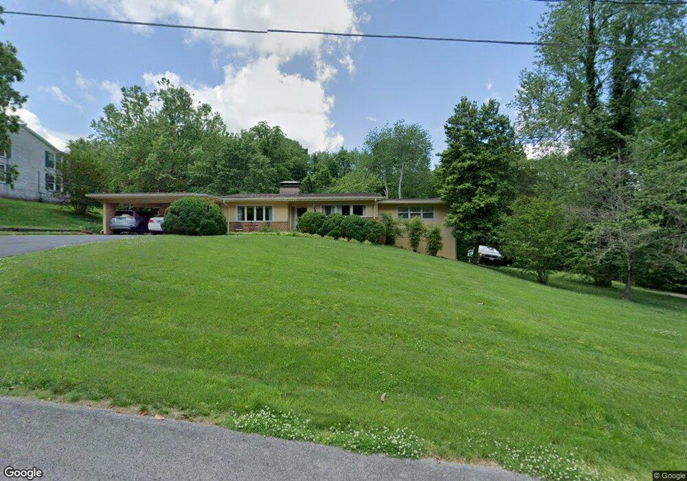 212 Dale Ave, Shelbyville, TN 37160 - photo 1