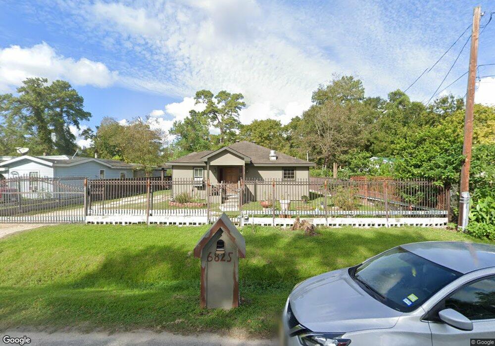 6825 W Knoll St, Houston, TX 77028 - photo 1