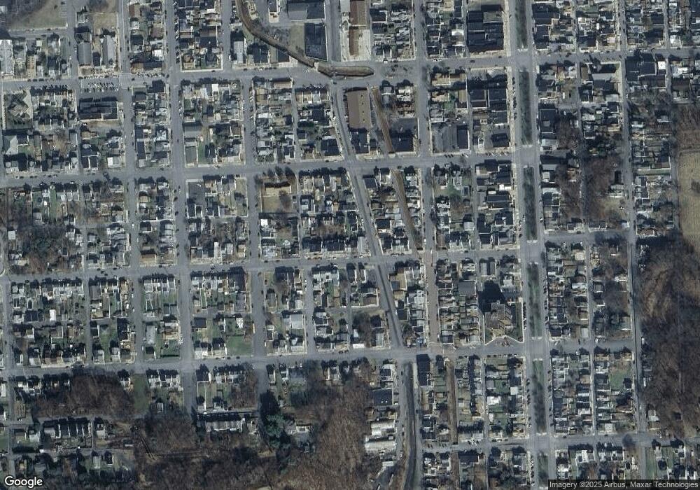 407 W Pine St, Shamokin, PA 17872 - photo 1