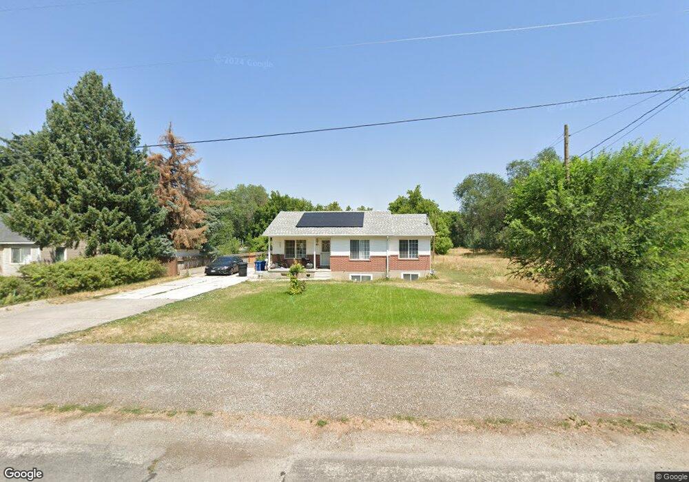 44 W 400 S, Hyrum, UT 84319 - photo 1