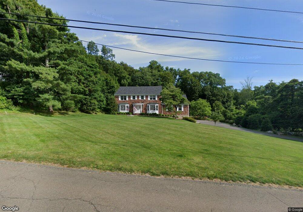 70 Lynam Rd, Stamford, CT 06903 - photo 1