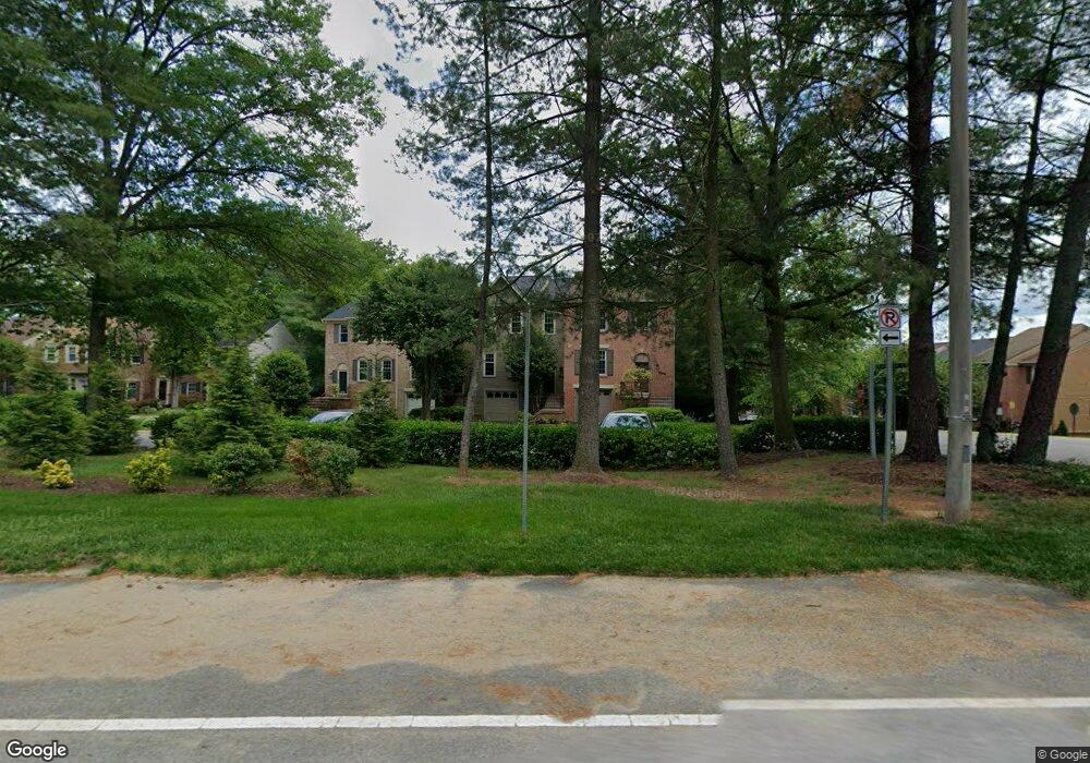 6828 Earthstar Ct, Springfield, VA 22152 - photo 1