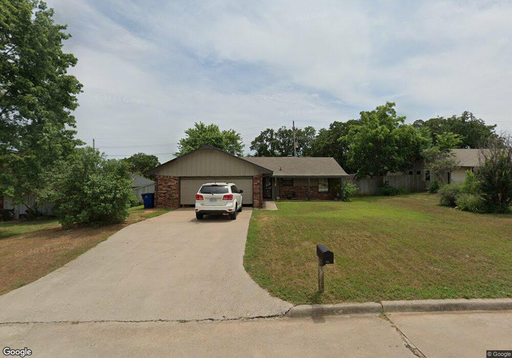 914 Northgate Ave, Duncan, OK 73533 - photo 1