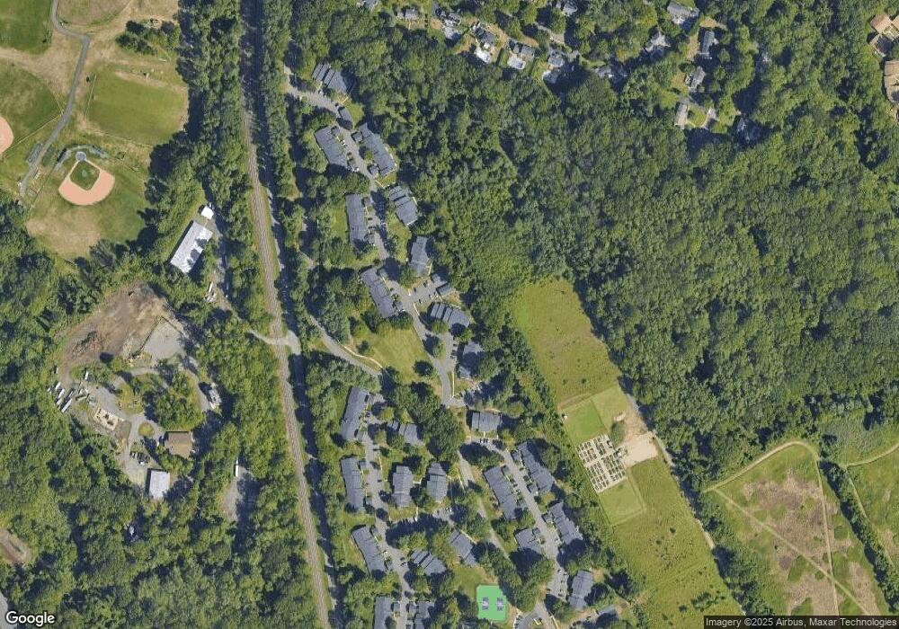 18 Snowburry Ct unit 283, Red Bank, NJ 07701 - photo 1