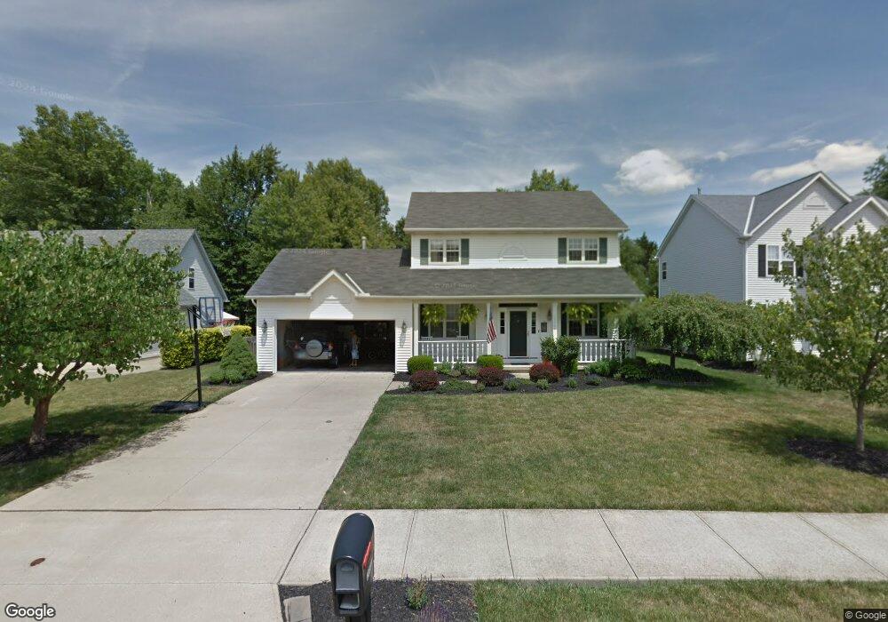 26964 Valeside Ln, Olmsted Falls, OH 44138 - photo 1