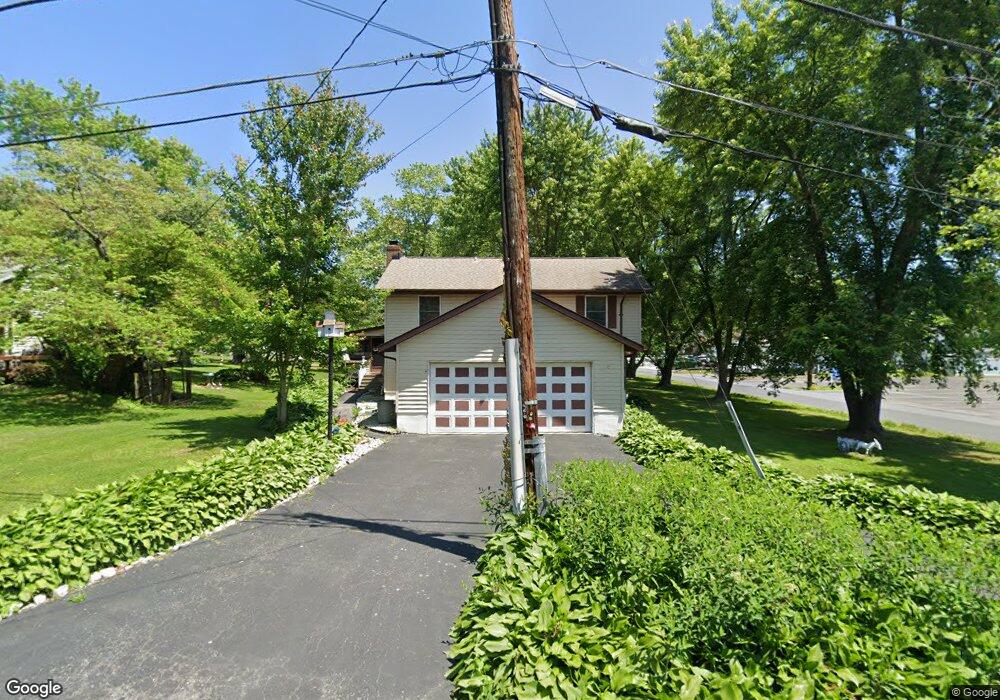 8515 Esquire Rd, Sparrows Point, MD 21219 - photo 1