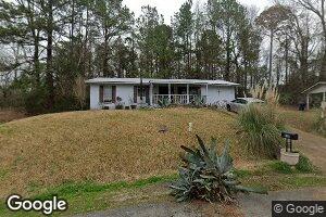 218 Wrenn St, York, AL 36925