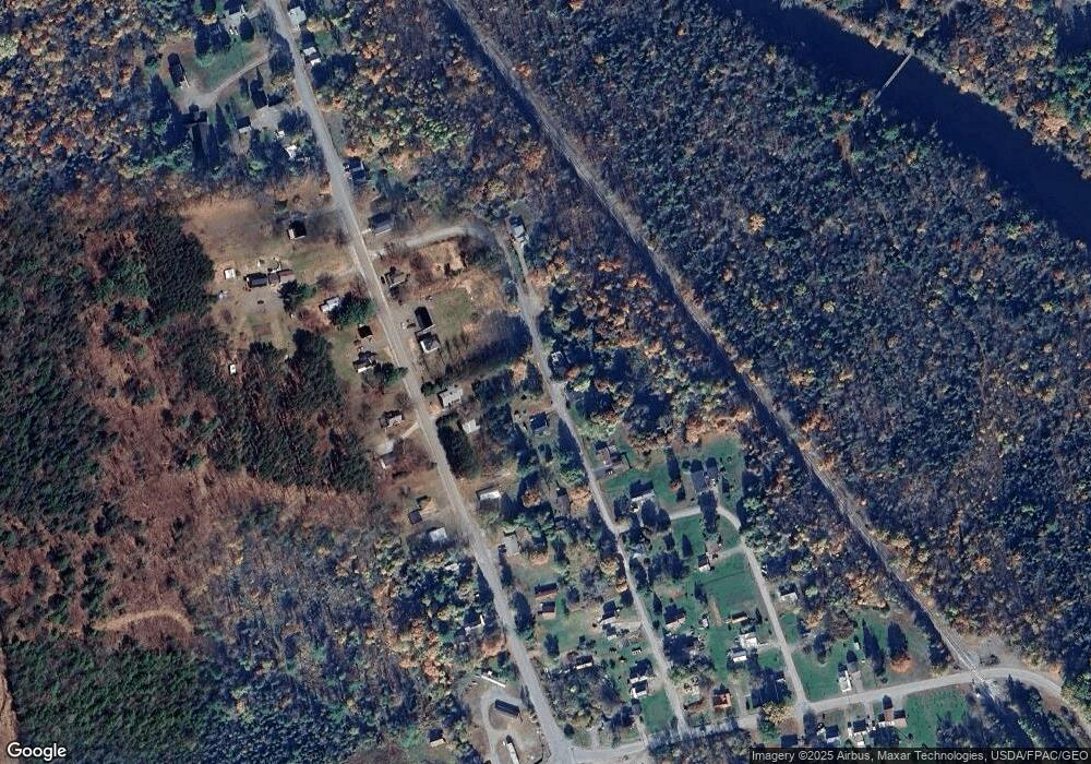 18 Daggett St, Milo, ME 04463 - photo 1