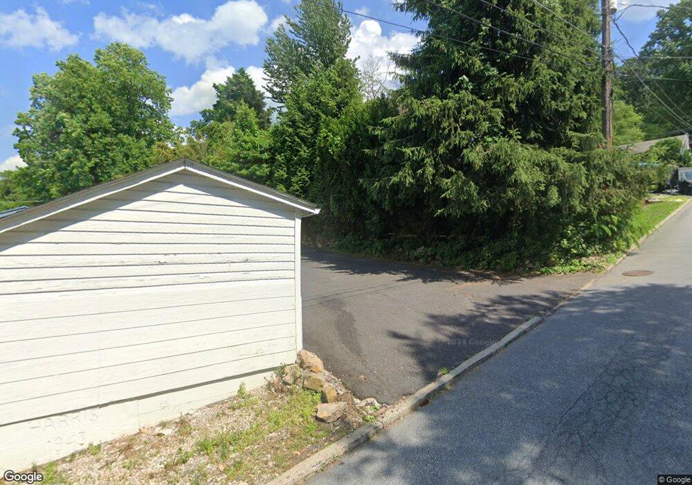 2551 S Ivy St unit 2555, Allentown, PA 18103 - photo 1