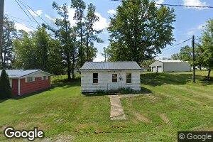 306 N 4th St, Edina, MO 63537