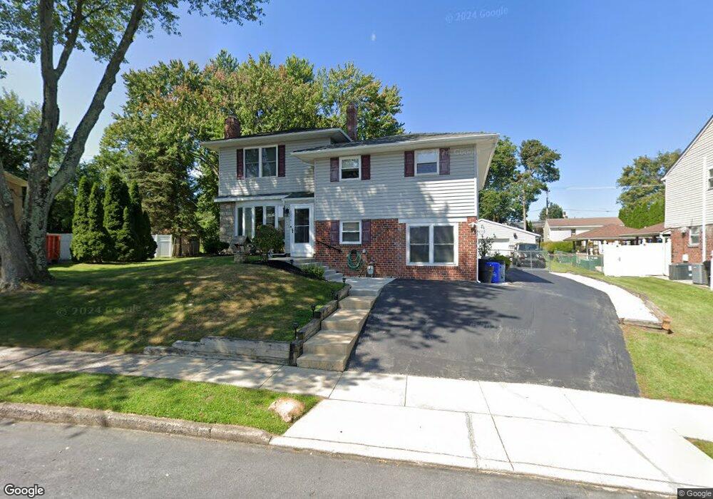 2216 Clover Dr, Broomall, PA 19008 - photo 1