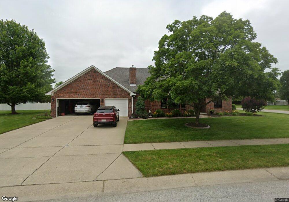 7008 Stonecreek Dr, Plainfield, IN 46168 - photo 1