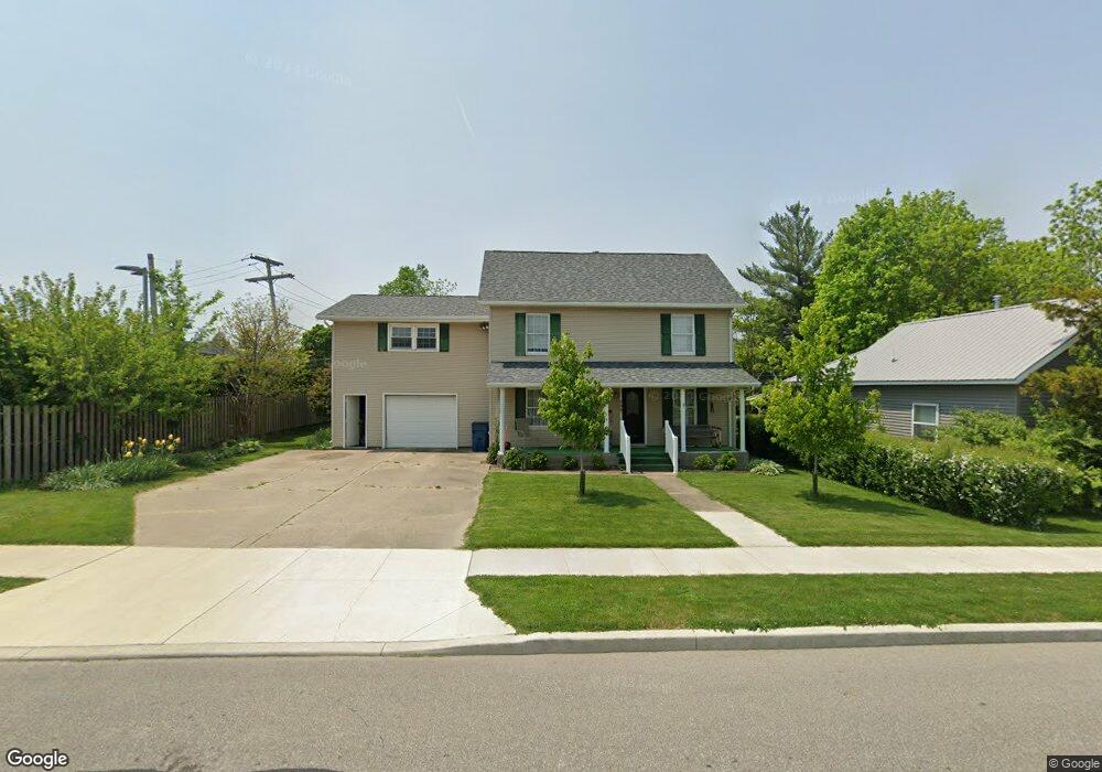 606 S Poplar St, Lagrange, IN 46761 - photo 1