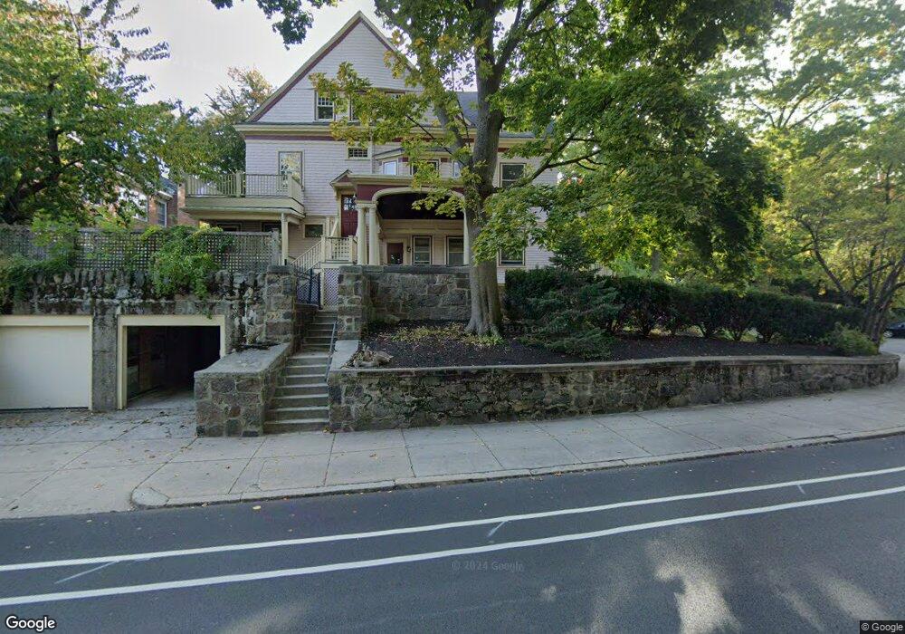 2 Gardner Rd unit 2,2, Brookline, MA 02445 - photo 1