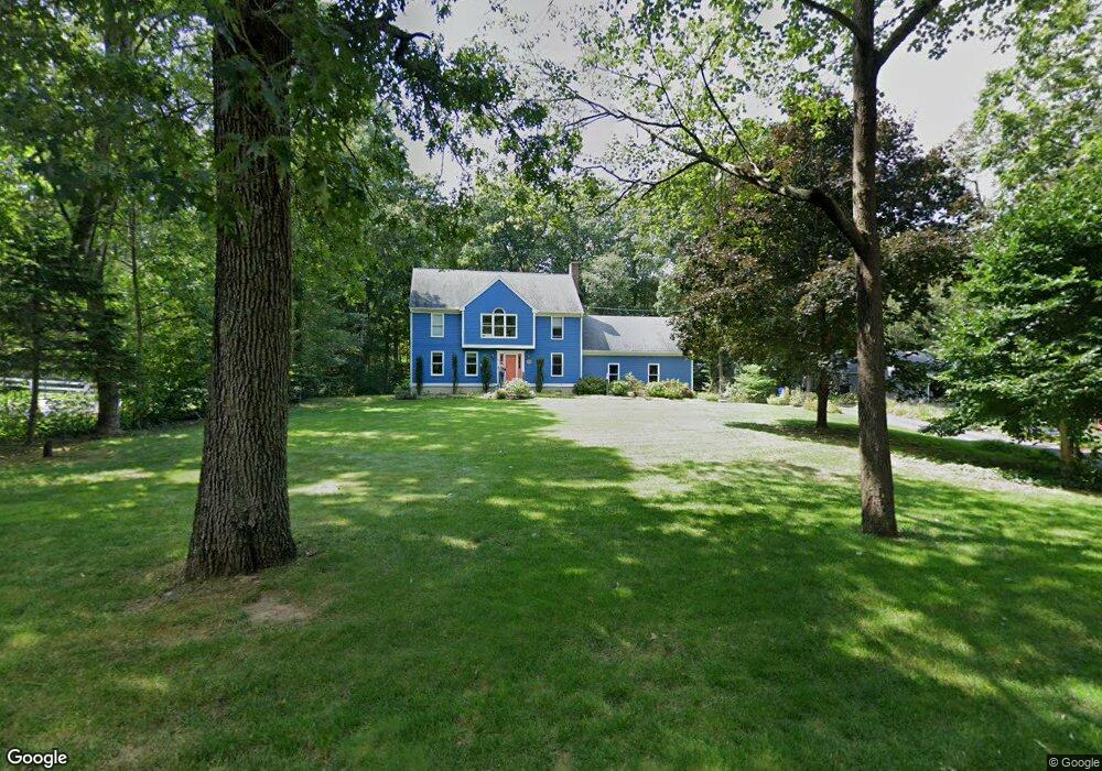 1340 Little Meadow Rd, Guilford, CT 06437 - photo 1