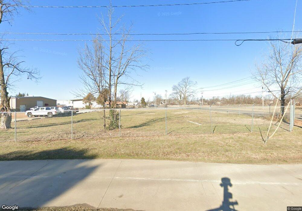 1602 S 1st St, Rogers, AR 72756 - photo 1