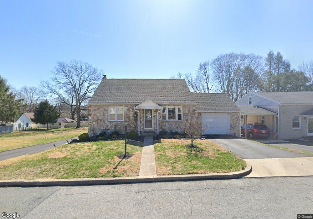 1722 Meade St, Reading, PA 19607 - photo 1