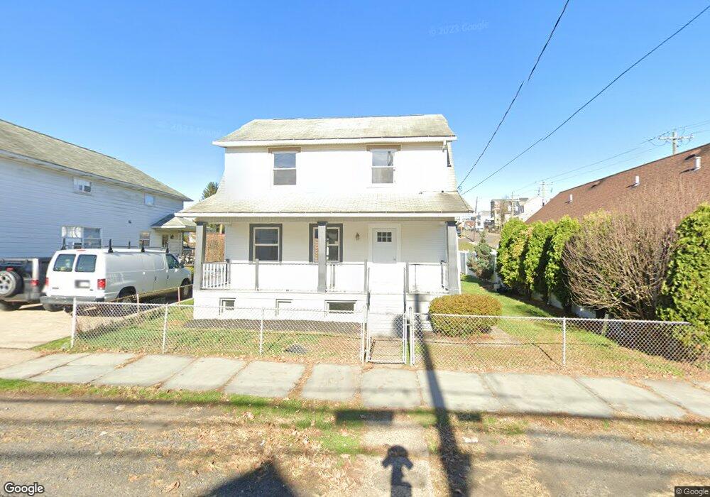 24 E Washington St, Nanticoke, PA 18634 - photo 1