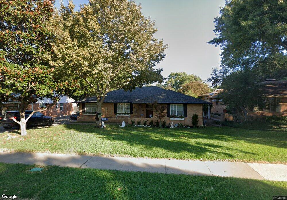 6251 Woodcrest Ln, Dallas, TX 75214 - photo 1