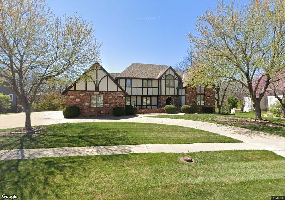 3709 SW Stonybrook Dr, Topeka, KS 66610 - photo 1