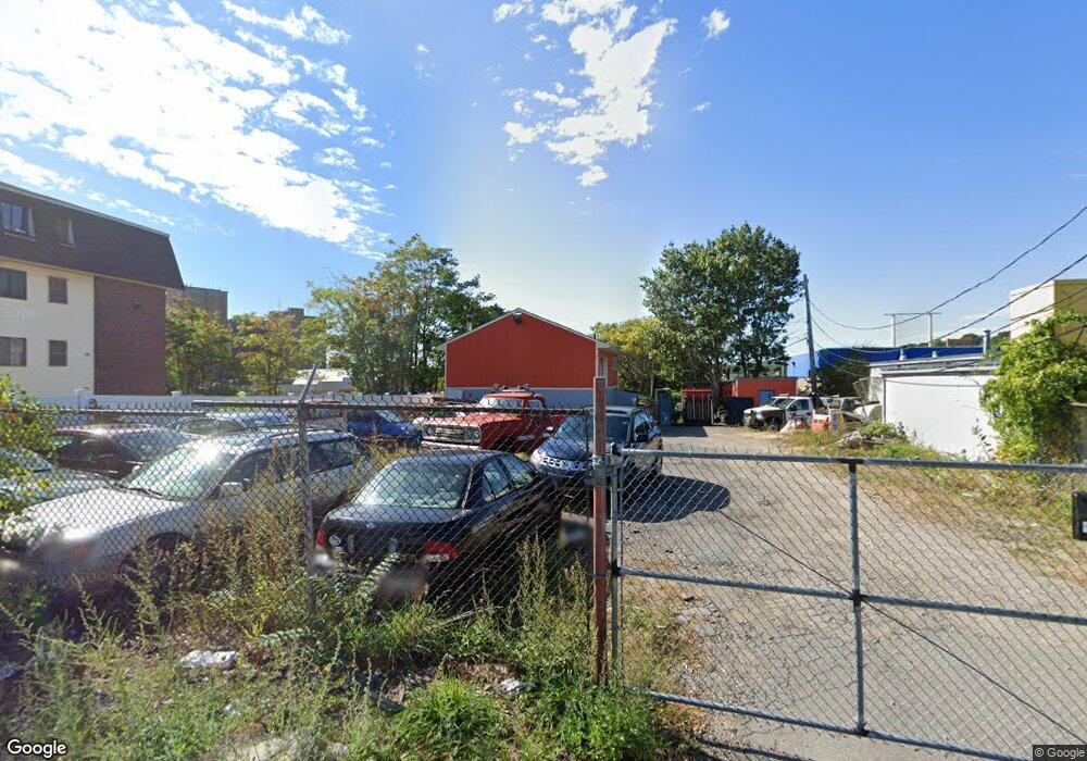 2 Park Avenue Place, Worcester, MA 01603 - photo 1