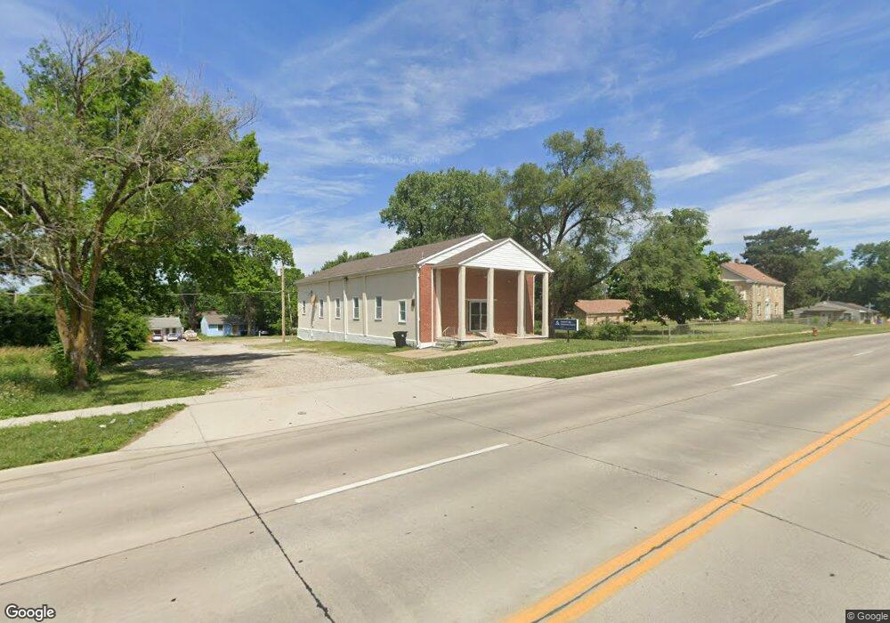 3225 SE Adams St, Topeka, KS 66605 - photo 1