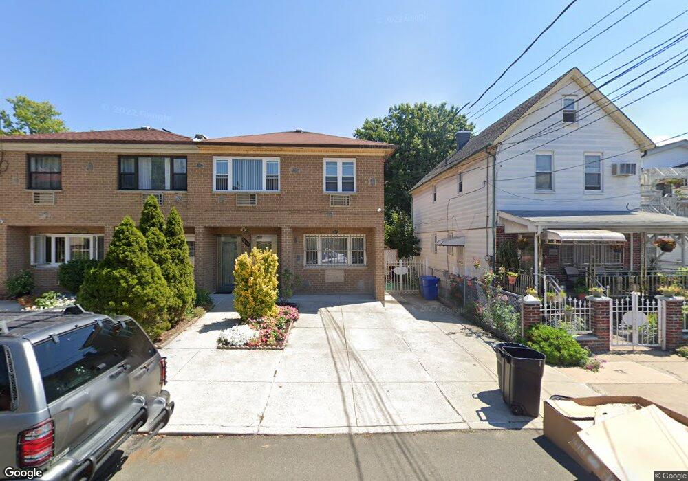 61-19 167th St unit 2F, Fresh Meadows, NY 11365 - photo 1