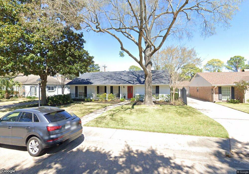 10014 Overbrook Ln, Houston, TX 77042 - photo 1
