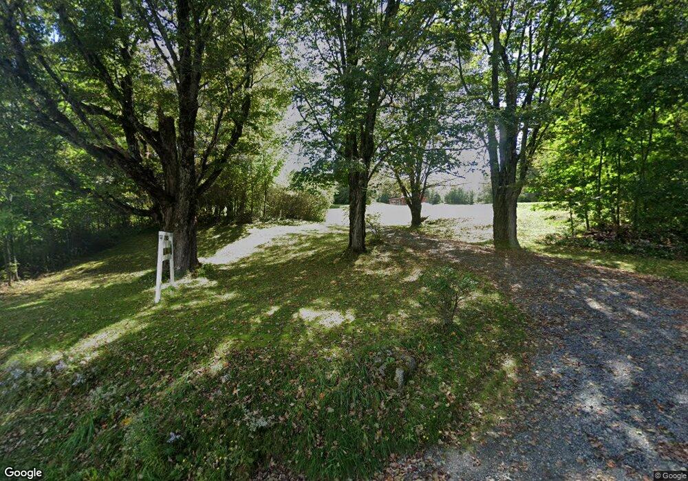 213 Spectacle Pond Rd, Grafton, NH 03240 - photo 1