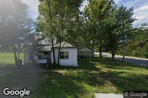 1115 Iowa St, Hiawatha, KS 66434