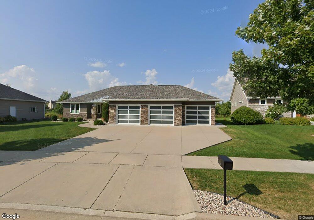 3870 Shorebird Ct, Oshkosh, WI 54904 - photo 1