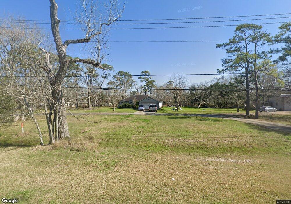 900 N Dilling St, Alvin, TX 77511 - photo 1