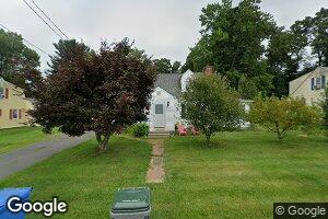 63 Kensington St, Manchester, CT 06040