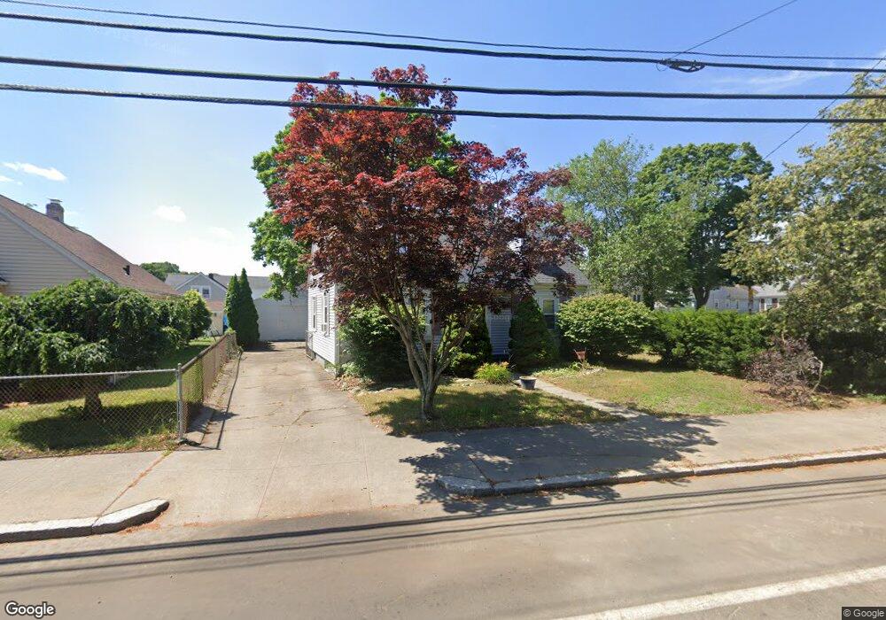 649 Benefit St, Pawtucket, RI 02861 - photo 1