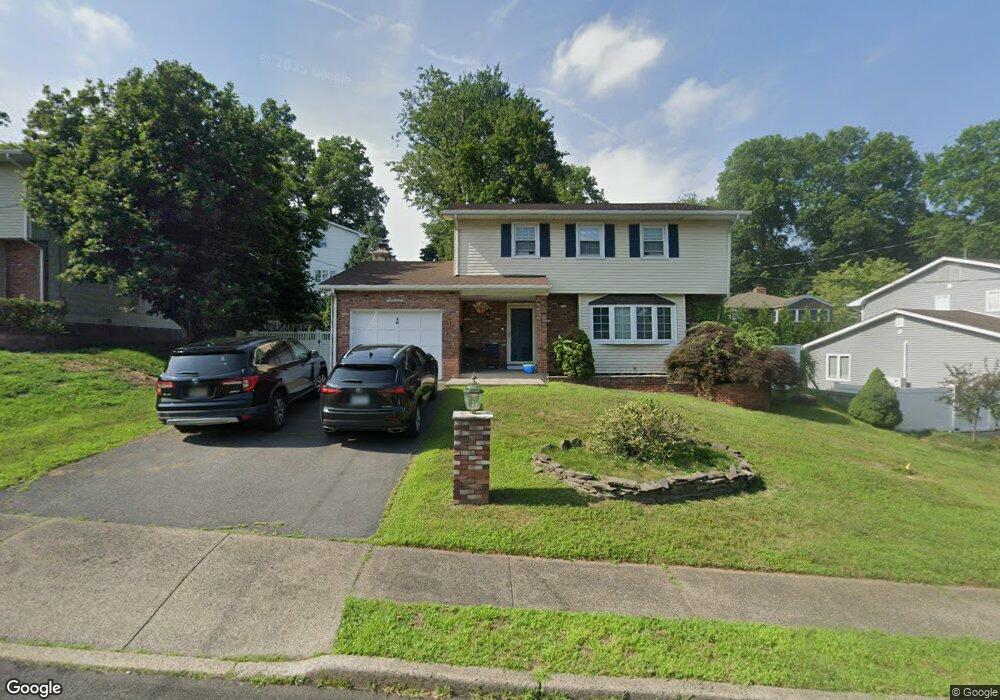 16 Saratoga St, Tappan, NY 10983 - photo 1