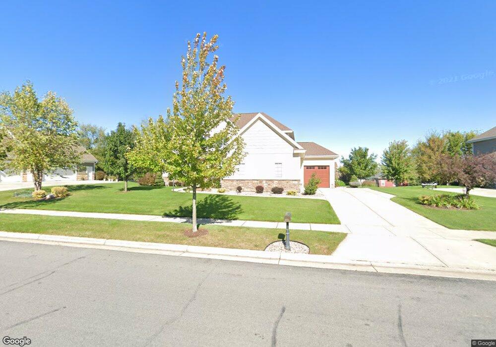 901 Augusta Dr, Oregon, WI 53575 - photo 1