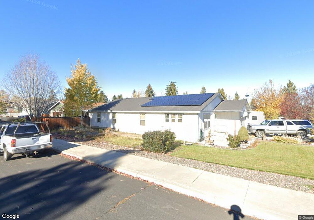 2459 SW 25th St, Redmond, OR 97756 - photo 1