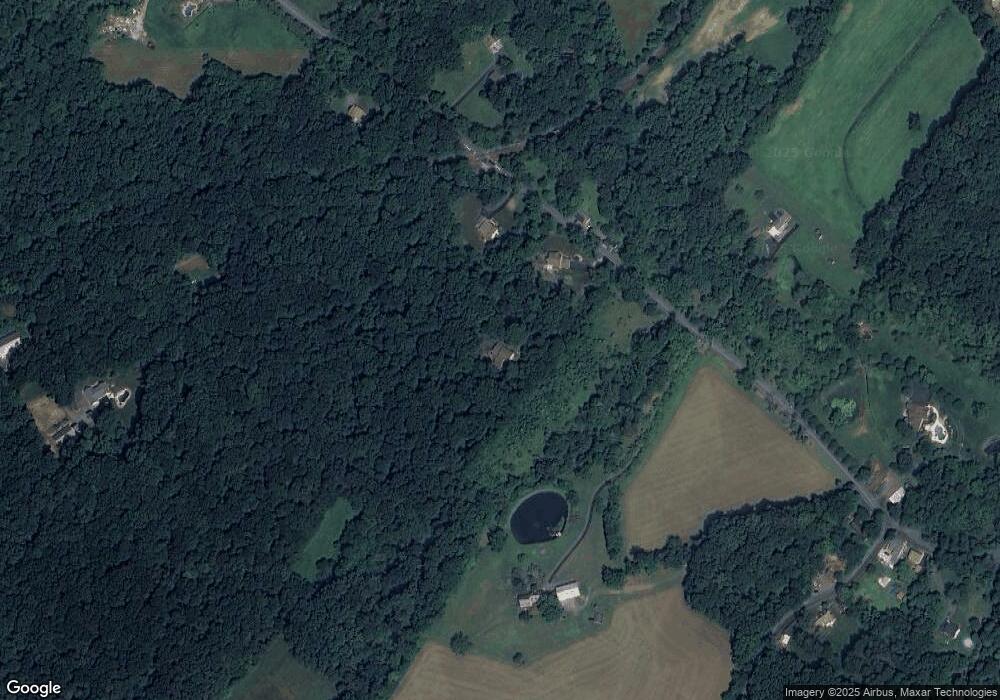 5478 Acorn Dr, Emmaus, PA 18049 - photo 1