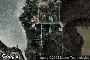 65683 Lakeshore Dr, Vandalia, MI 49095