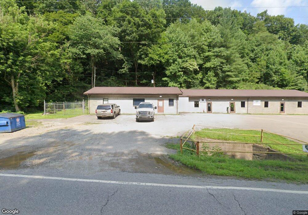 512 Midway Rd, Alum Creek, WV 25003 - photo 1