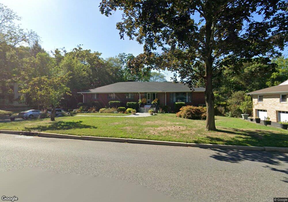 363 Spring Valley Rd, Paramus, NJ 07652 - photo 1