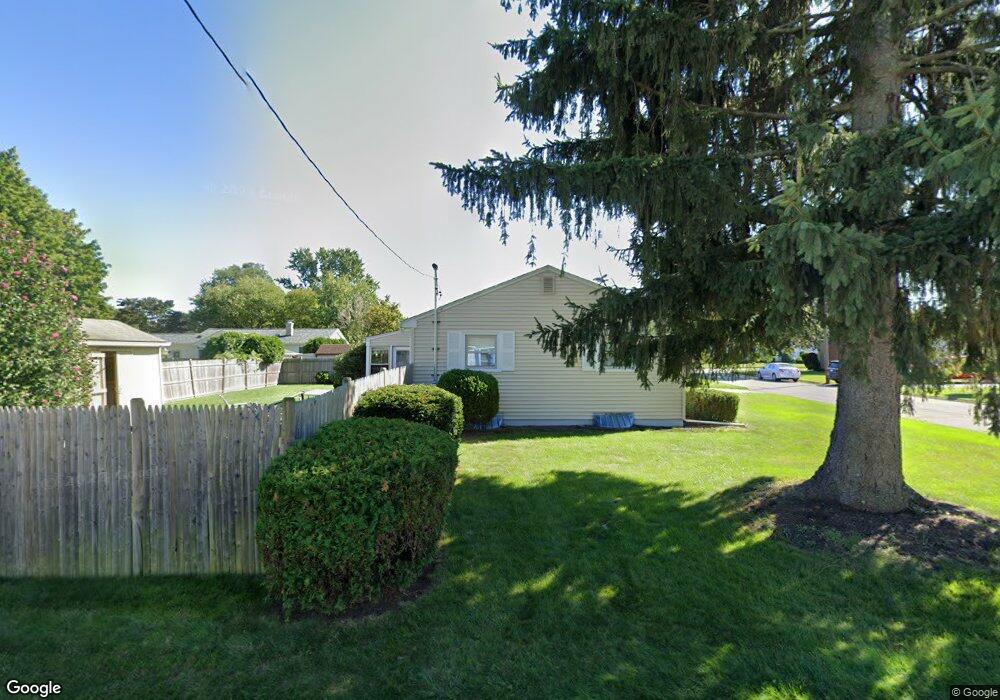 5 Griffith Dr, Riverside, RI 02915 - photo 1